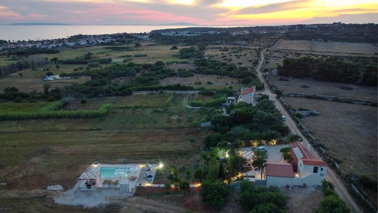 Villa Slatina Near Zrce Beach Новаля Екстериор снимка