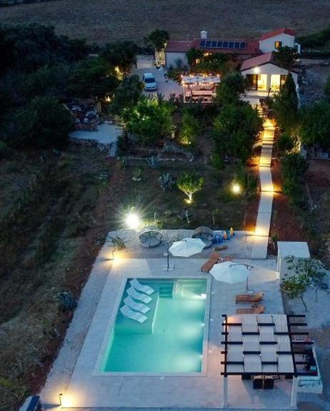 Villa Slatina Near Zrce Beach Новаля Екстериор снимка