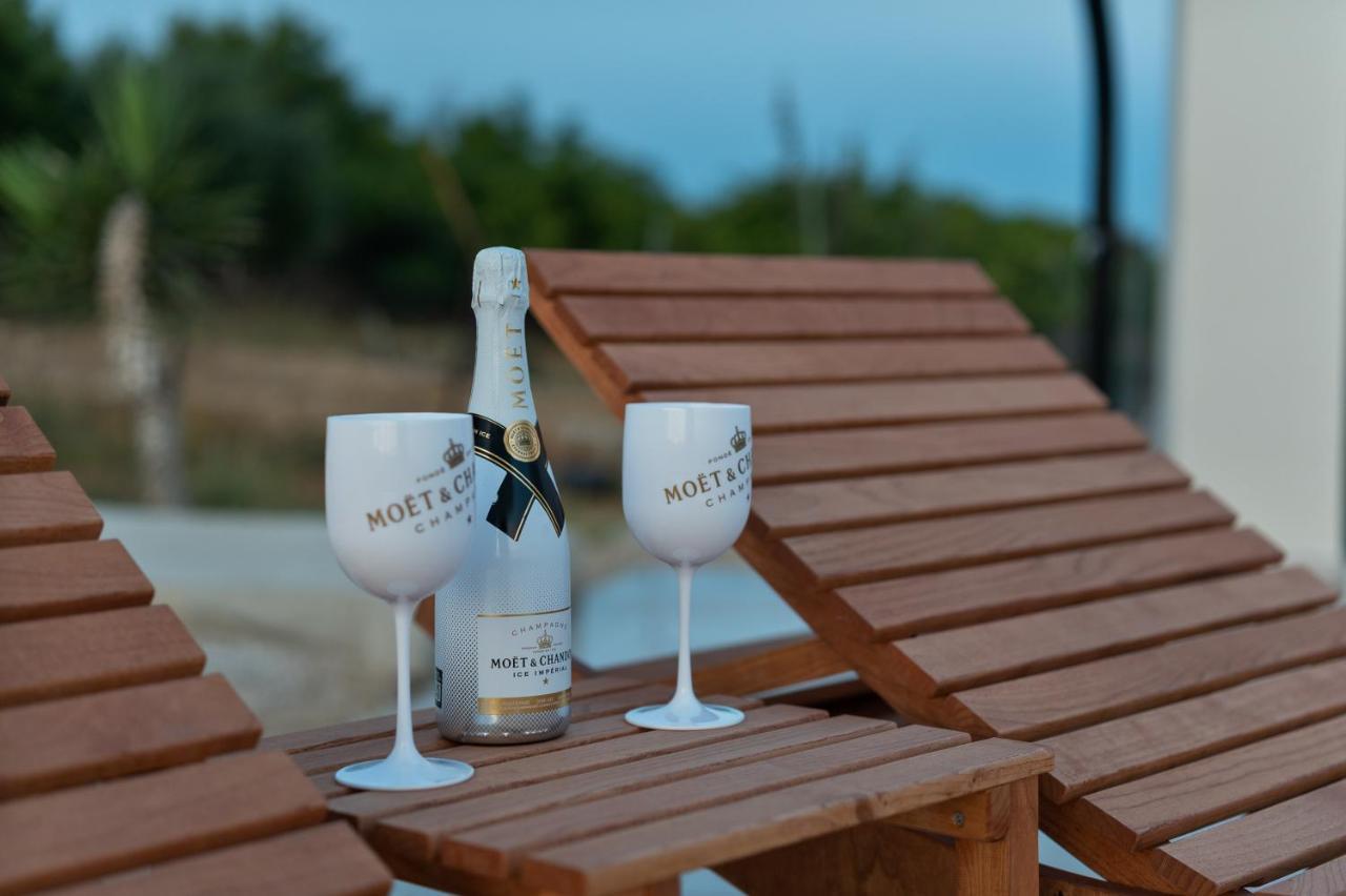 Villa Slatina Near Zrce Beach Новаля Екстериор снимка