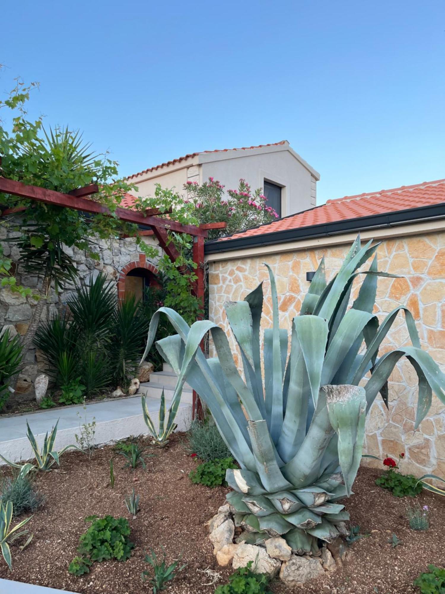 Villa Slatina Near Zrce Beach Новаля Екстериор снимка